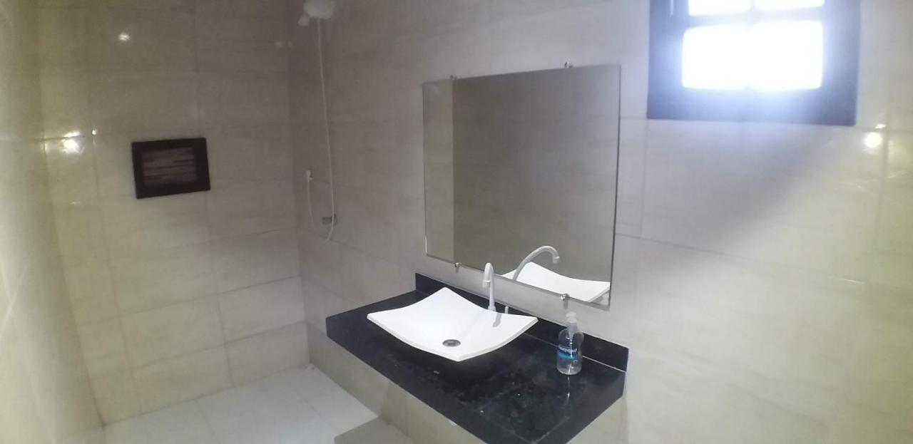 Chacara Vila Geovana Suites Пиренополис Экстерьер фото